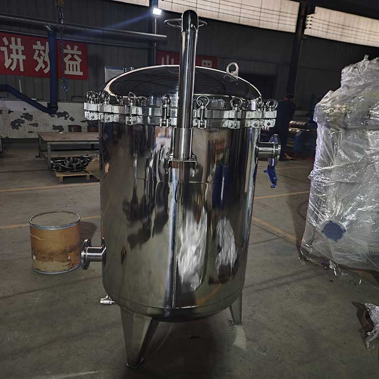 華豫供應(yīng)304不銹鋼材質(zhì)DN80袋式過(guò)濾器0.6MPa